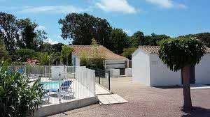 camping avec snack Saint-Pierre-d'Oléron — camping 3 étoiles sur l'île d'Oléron